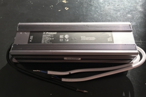 Fuente Switching Exterior de 12V 10A